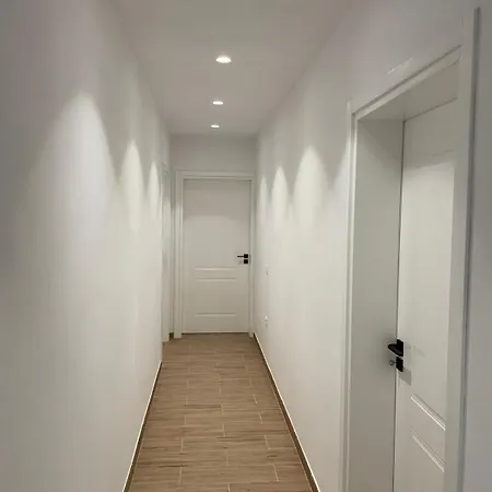 Likaj Appartement *